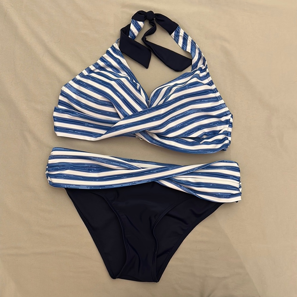 Women’s Bikini Size Medium